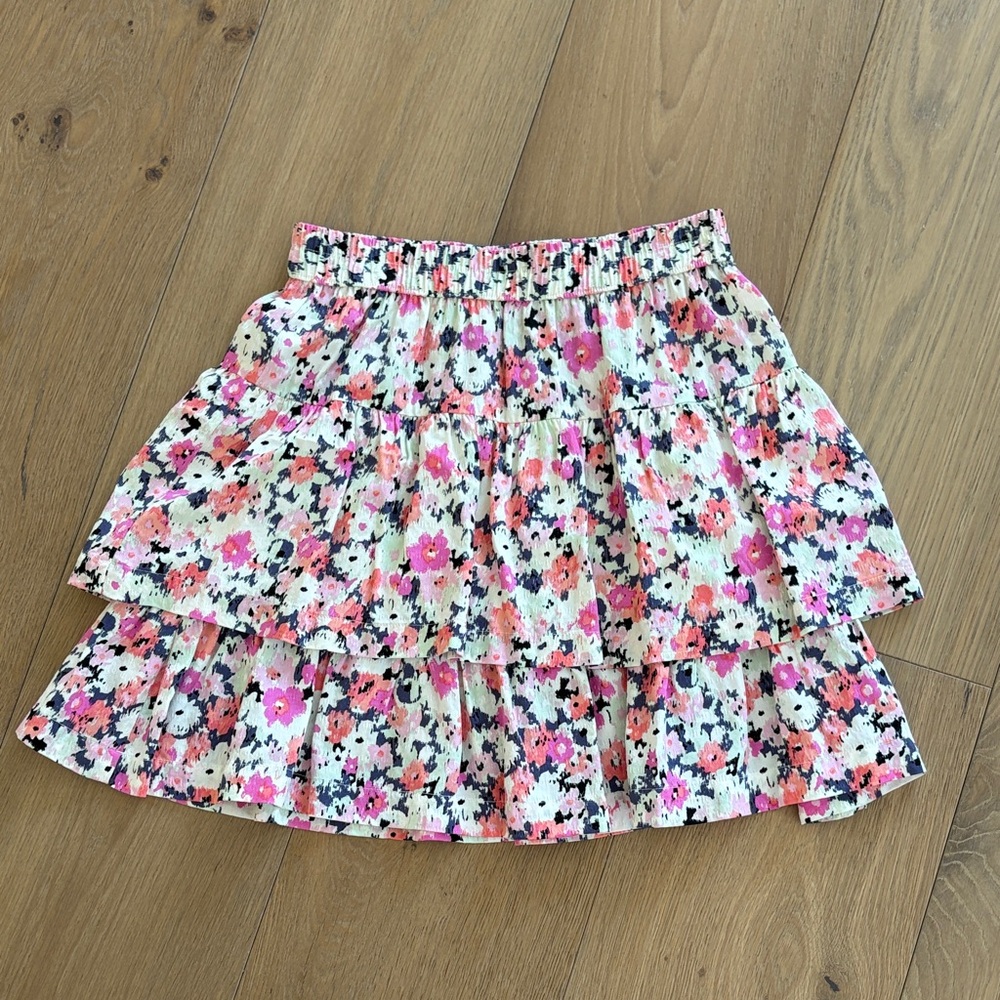 Universal Thread Floral Tiered Mini Skirt in Pink and Black